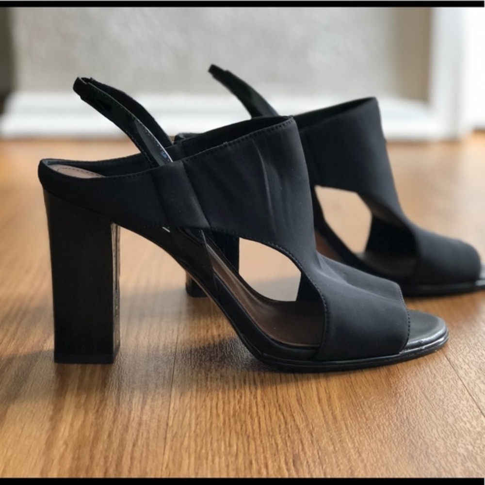 Donald Pliner Block Heel Slingback Sandals